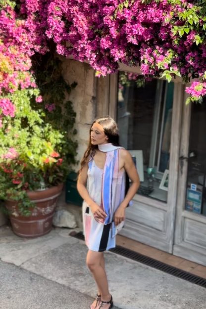 ROBE DÉBARDEUR ÉVASÉE PASTEL – Image 4